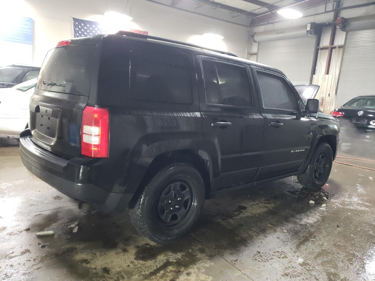 2014 Jeep Liberty (Patriot) - Image 3