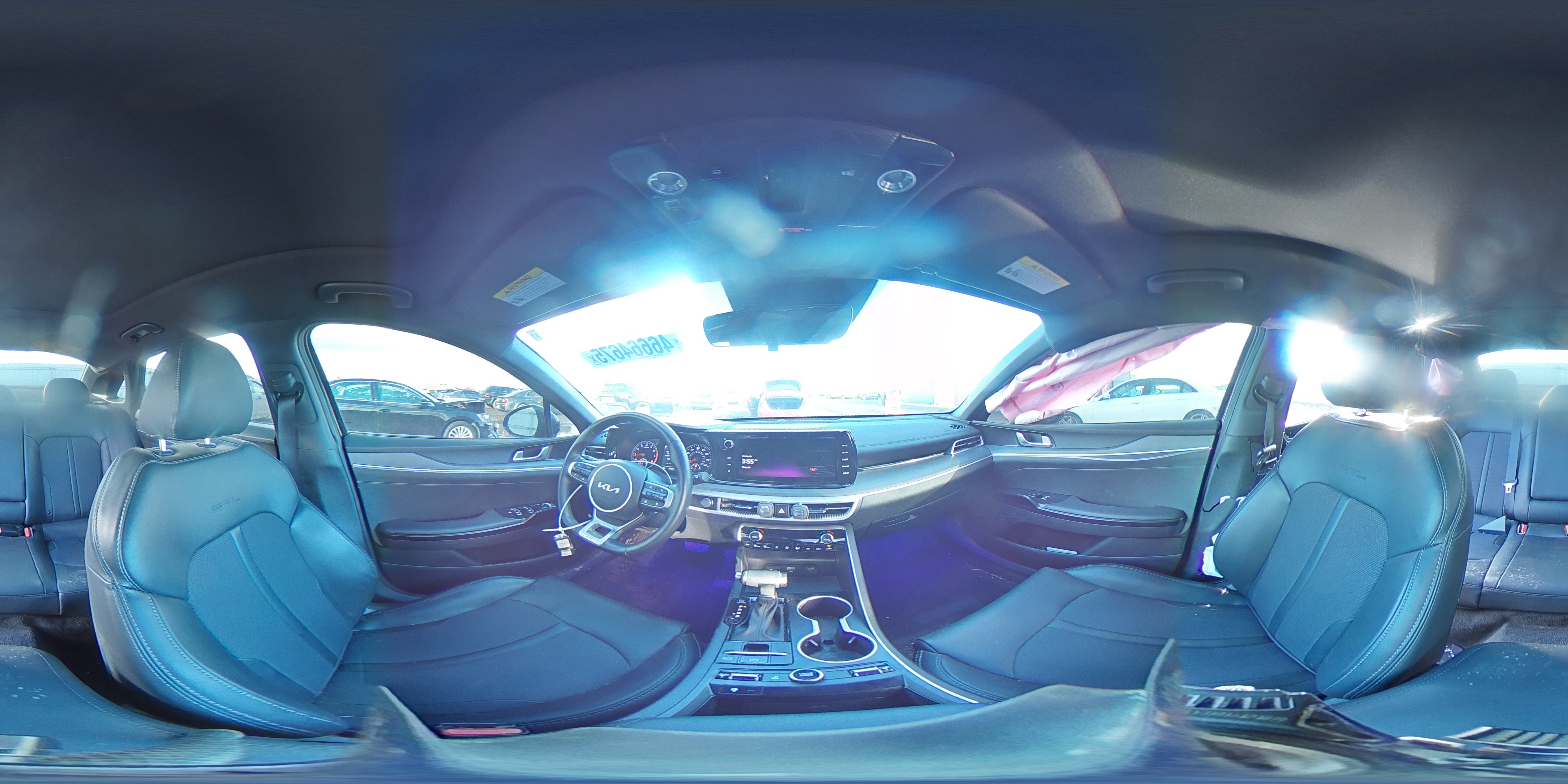 2023 Kia K5 - Image 12