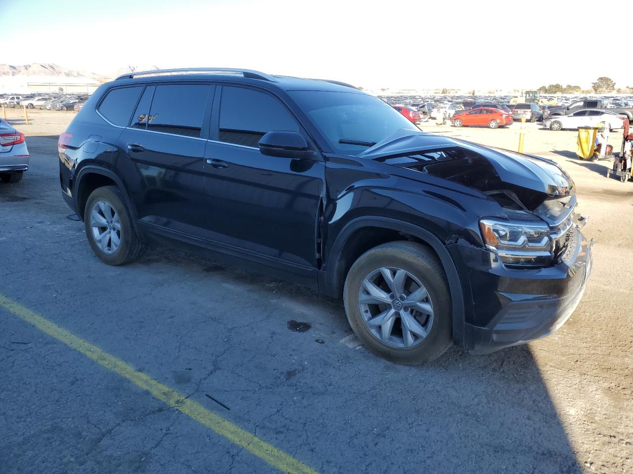 2018 Volkswagen Atlas - Image 4