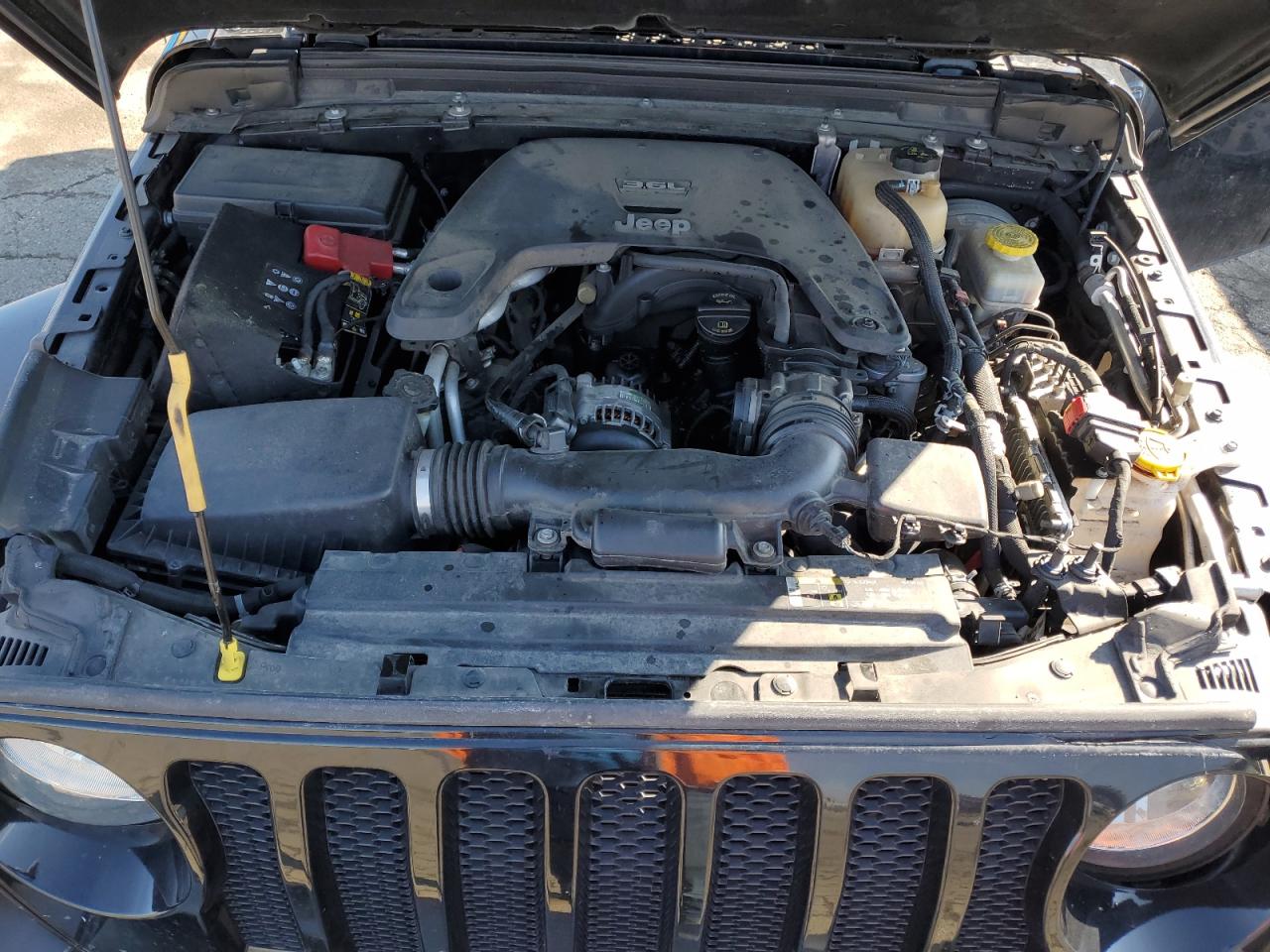 2019 Jeep Wrangler - Image 13