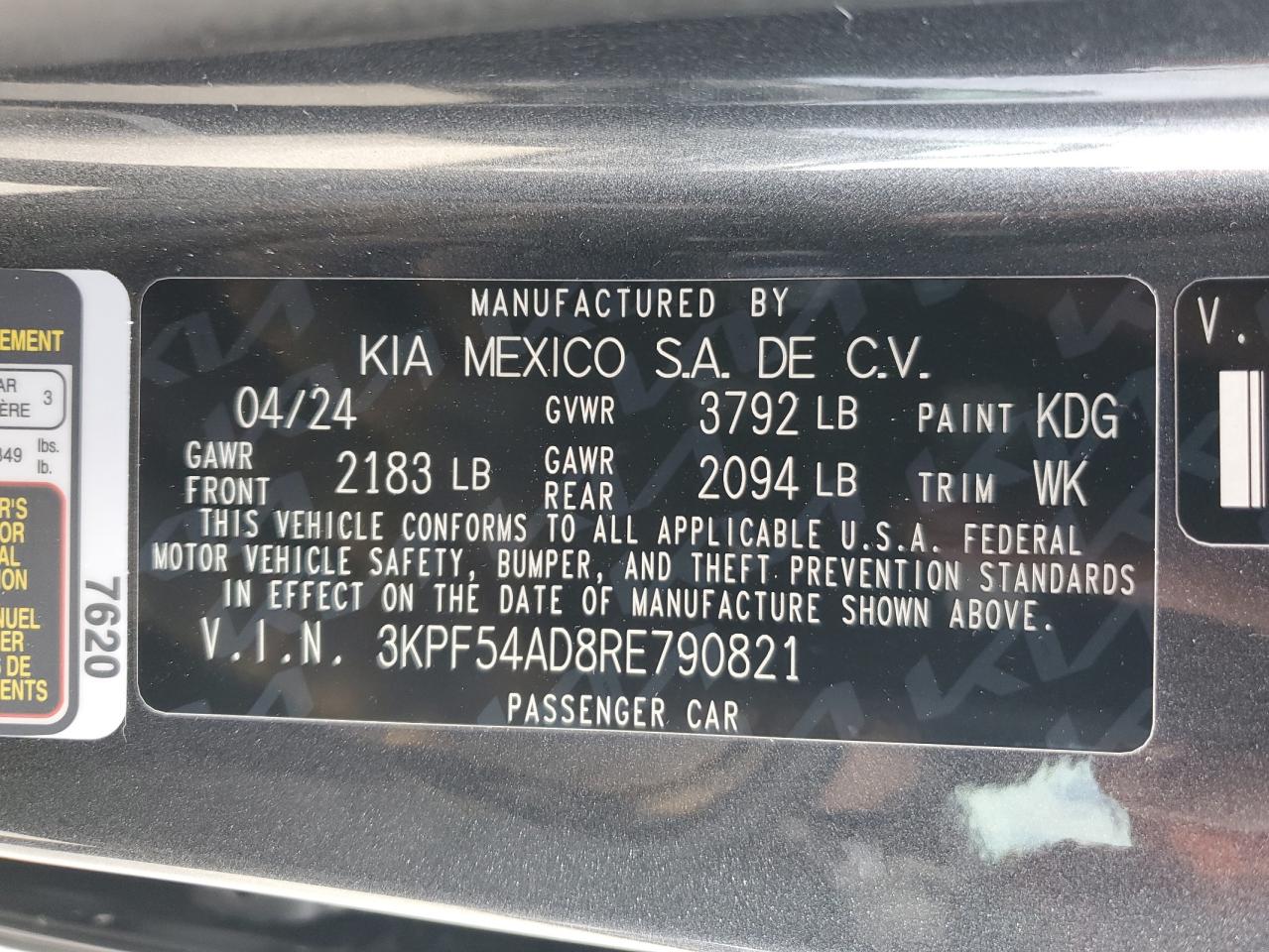 2024 Kia Forte - Image 12