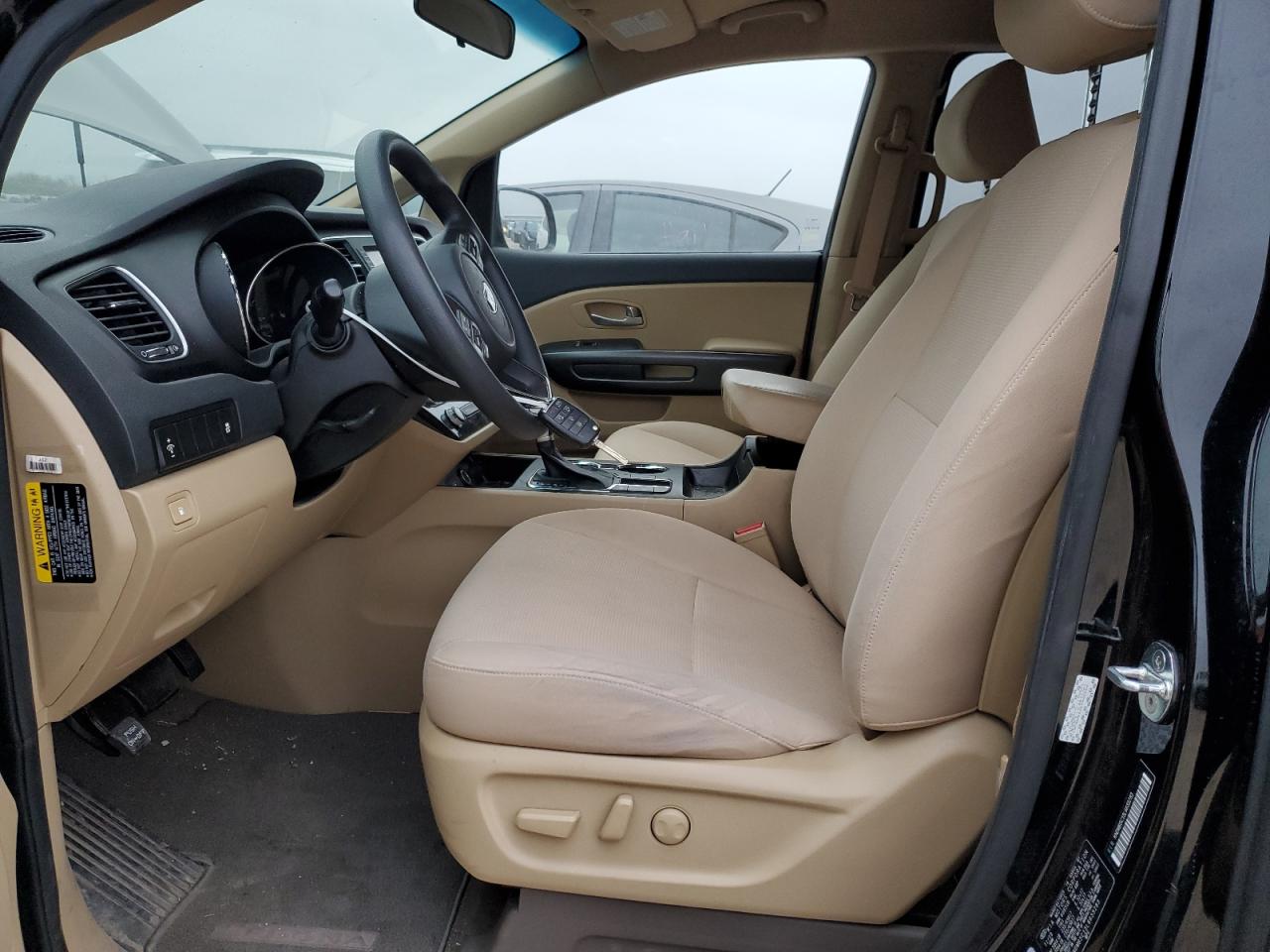 2020 Kia Sedona - Image 7