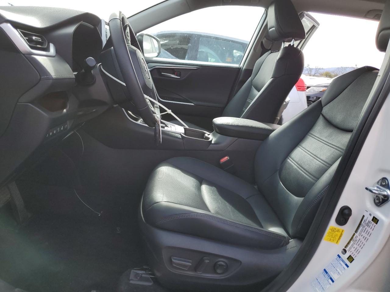 2021 Toyota RAV 4 - Image 7