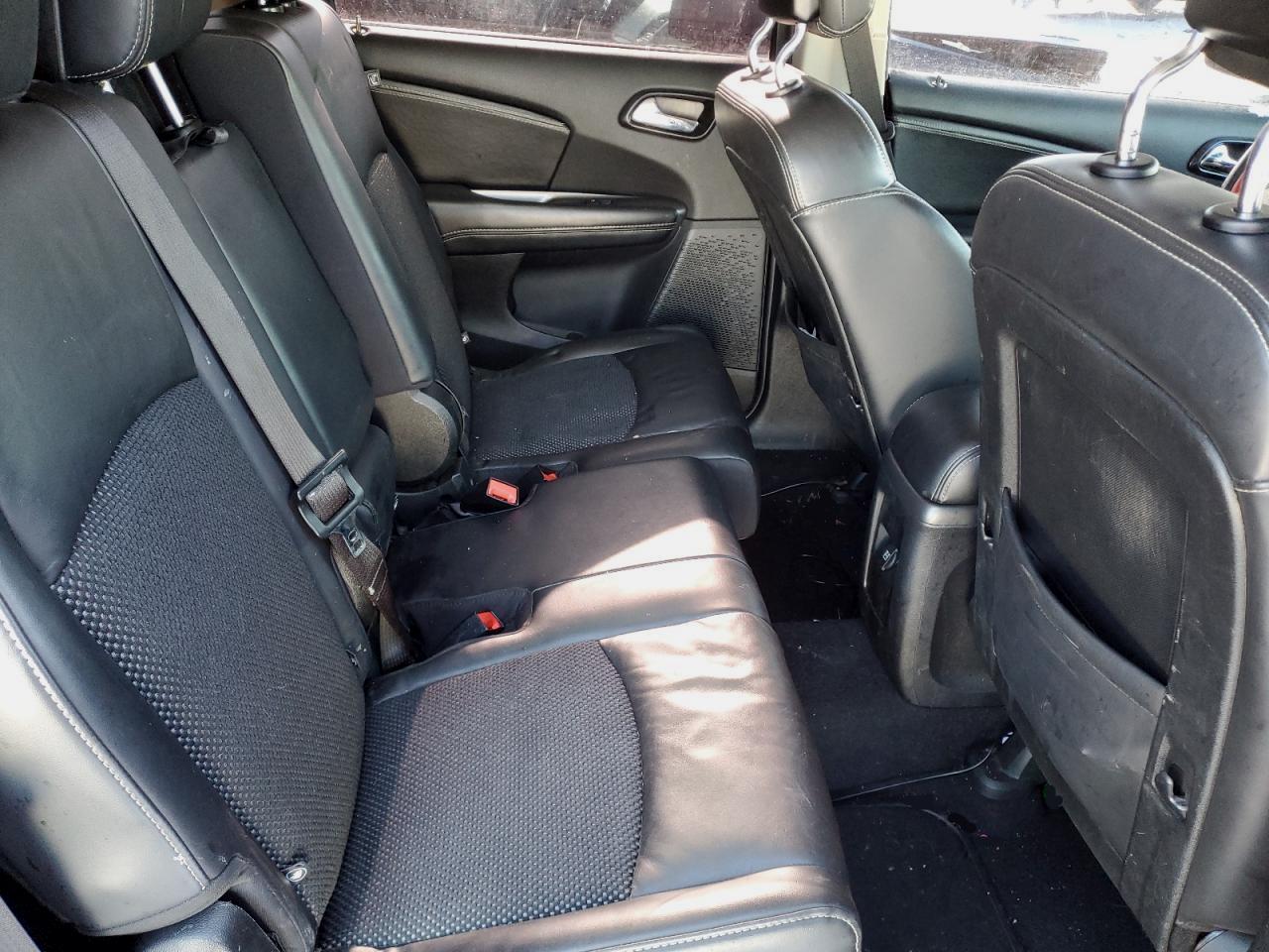 2020 Dodge Journey - Image 11