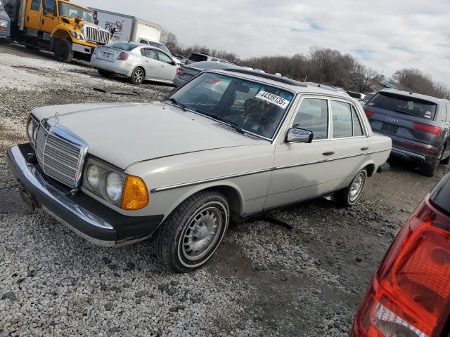 1980 Mercedes Benz 300D