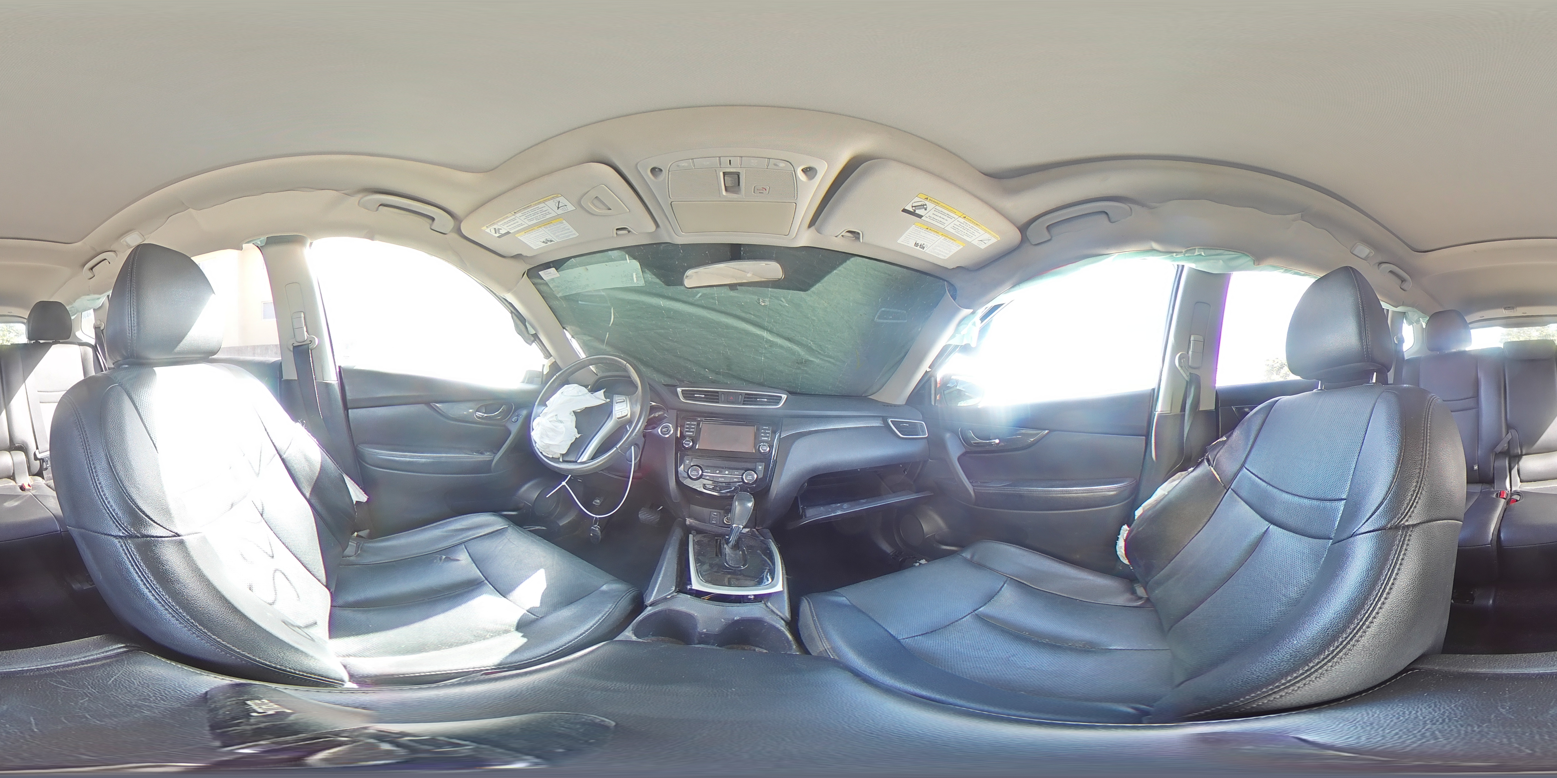 2016 Nissan Rogue - Image 14