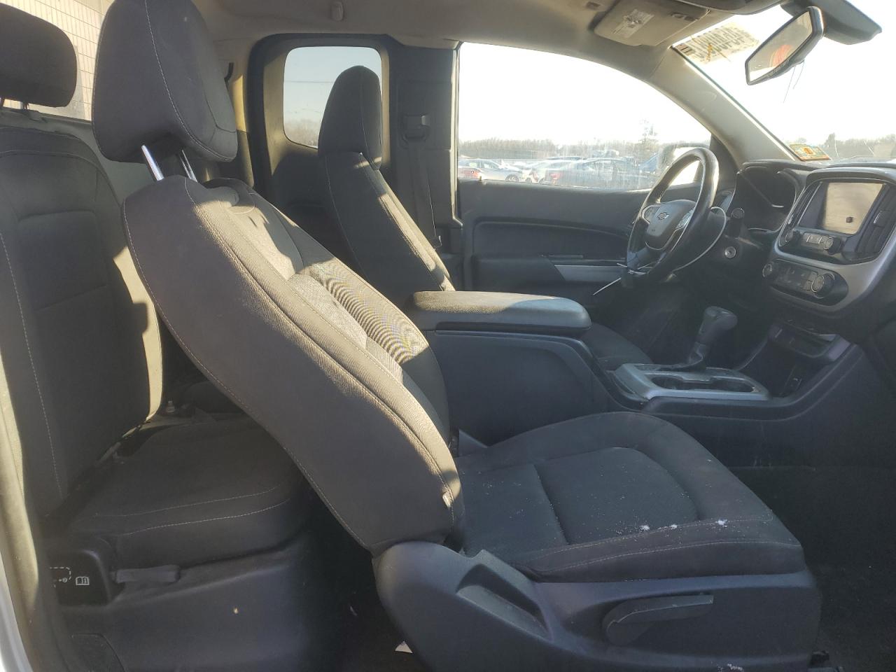2015 Chevrolet Colorado - Image 10