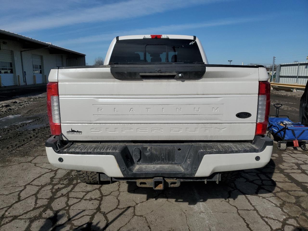2017 Ford F350 - Image 6