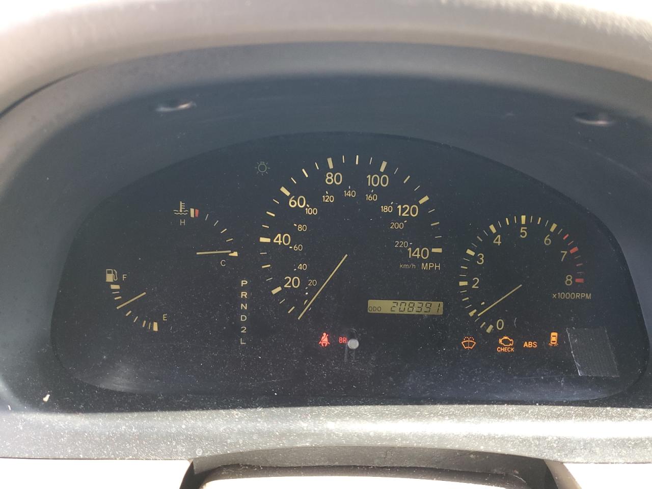 2000 Lexus RX - Image 9