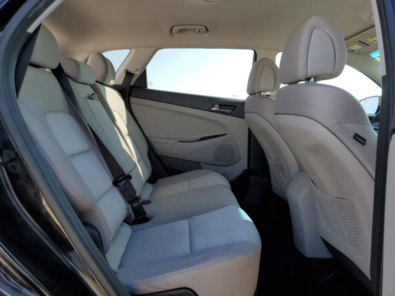 2016 Hyundai Tucson - Image 11