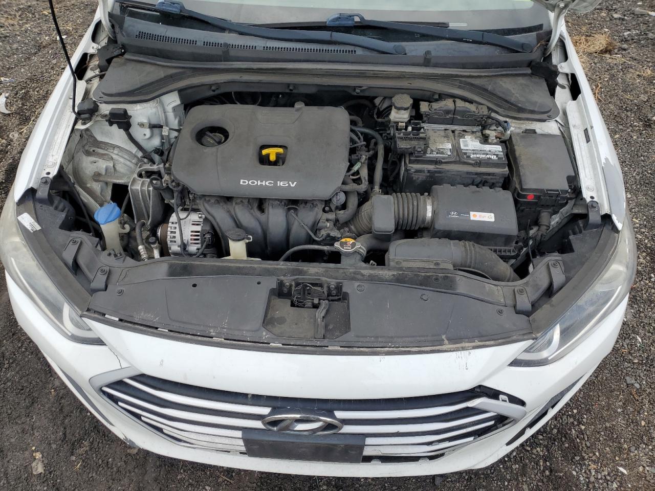 2017 Hyundai Elantra - Image 11