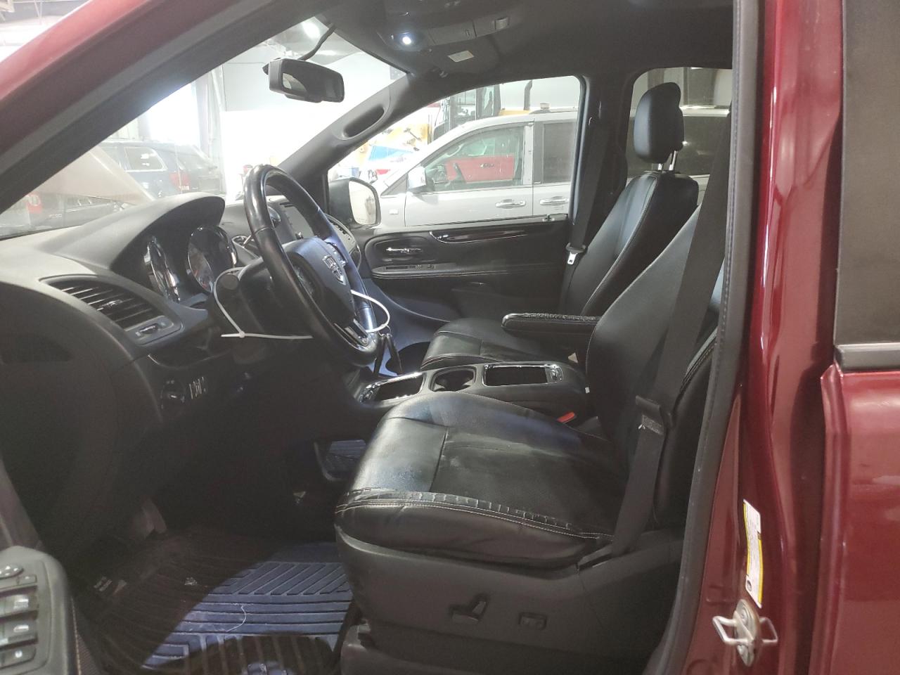 2018 Dodge Caravan - Image 7
