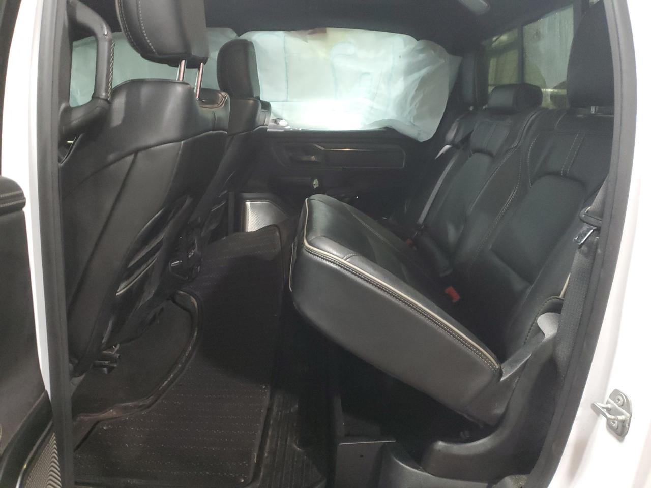 2020 RAM 1500 - Image 10