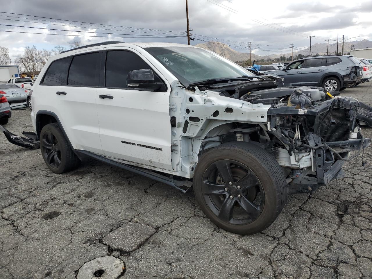 2018 Jeep Grand Cherokee - Image 4