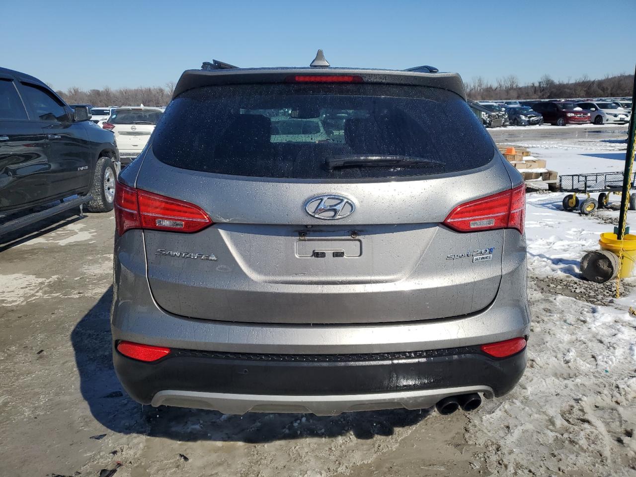 2015 Hyundai Santa Fe - Image 6