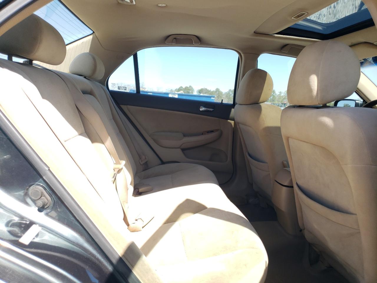 2005 Honda Accord - Image 10