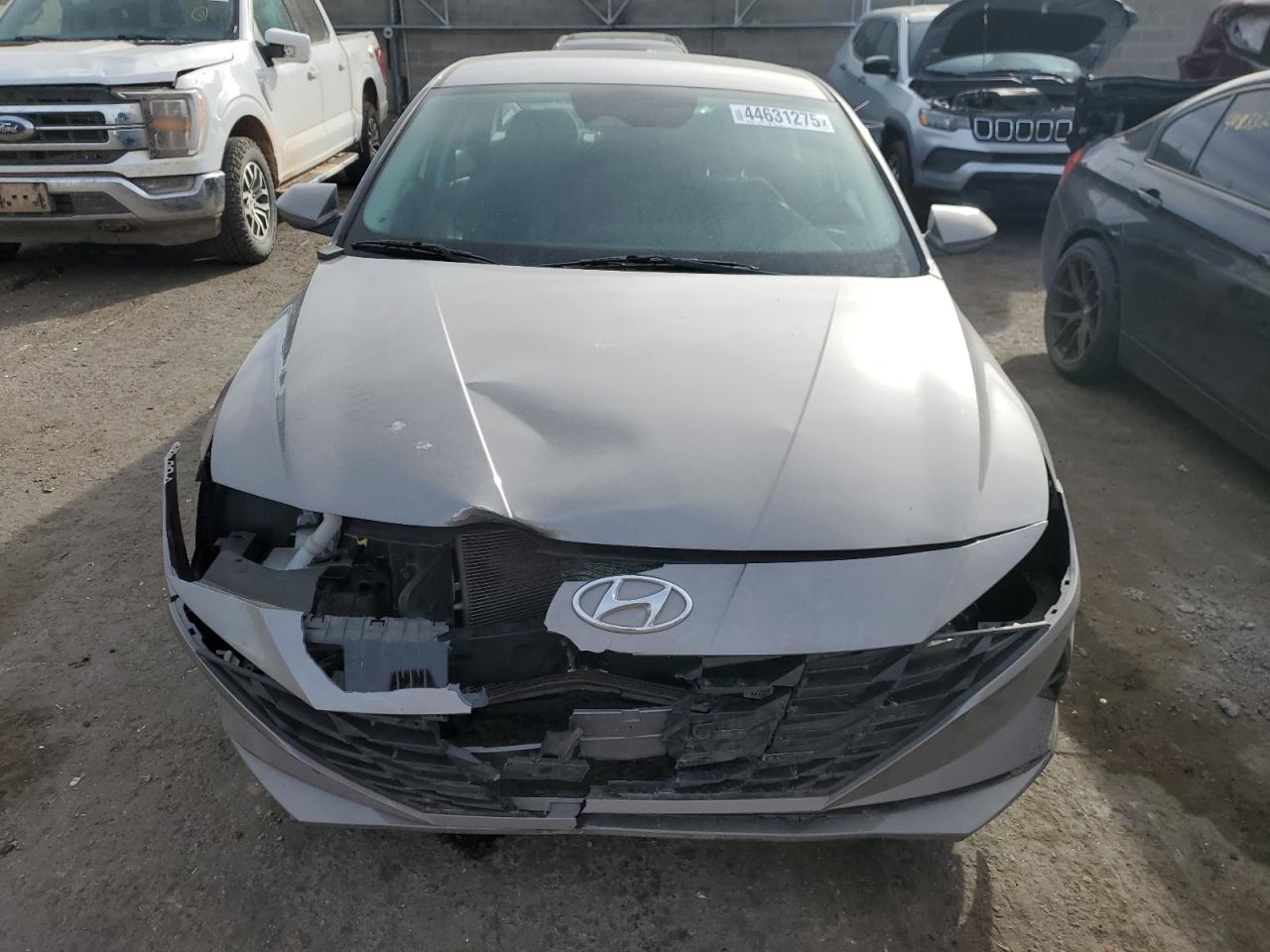 2021 Hyundai Elantra - Image 5