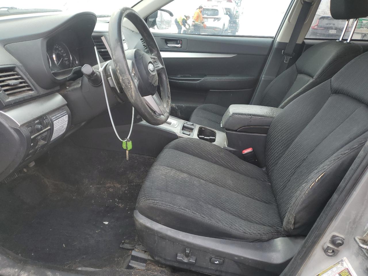 2010 Subaru Outback - Image 7