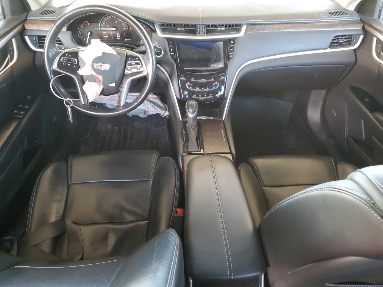 2019 Cadillac XTS - Image 8