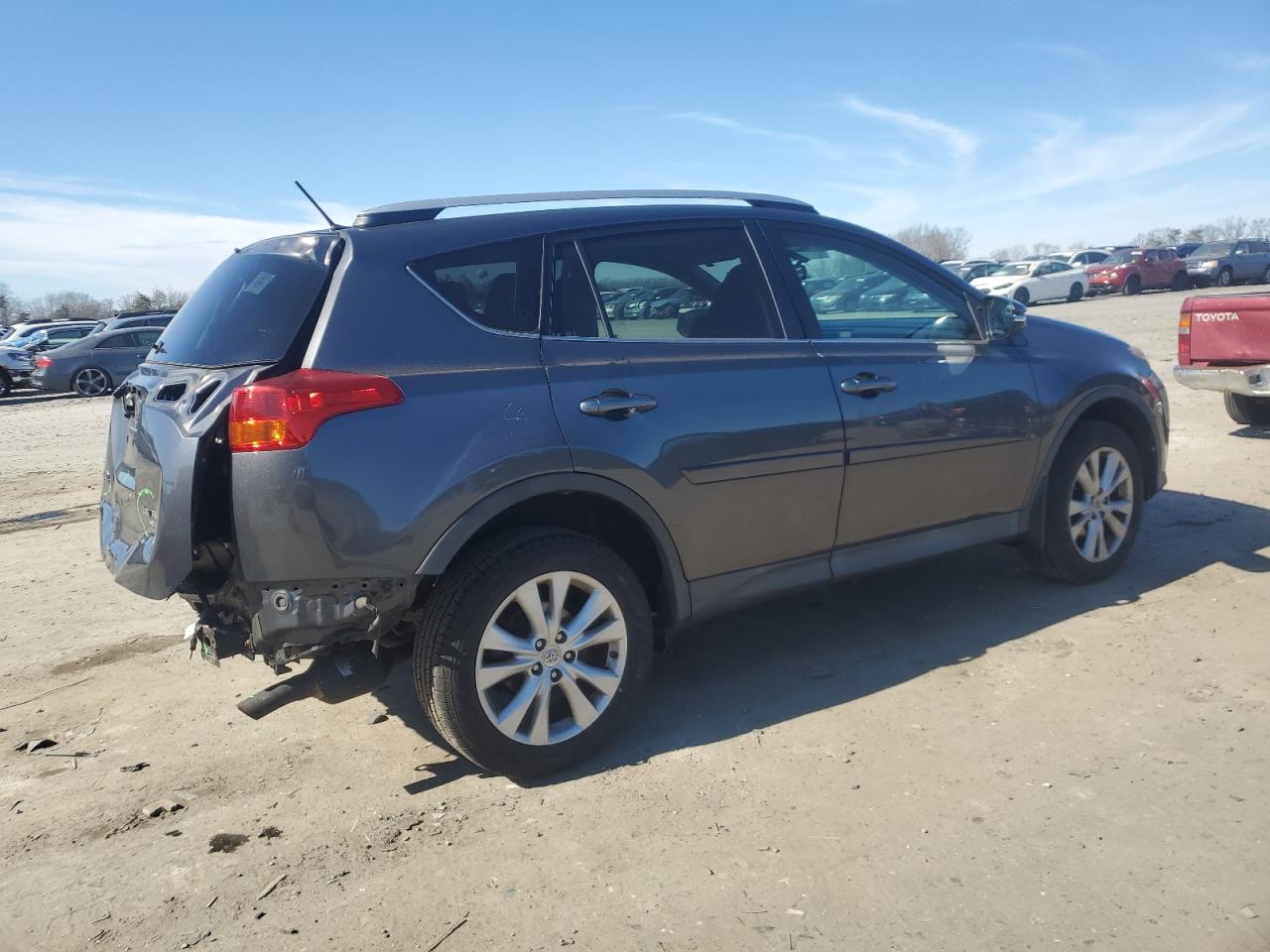2014 Toyota RAV 4 - Image 3