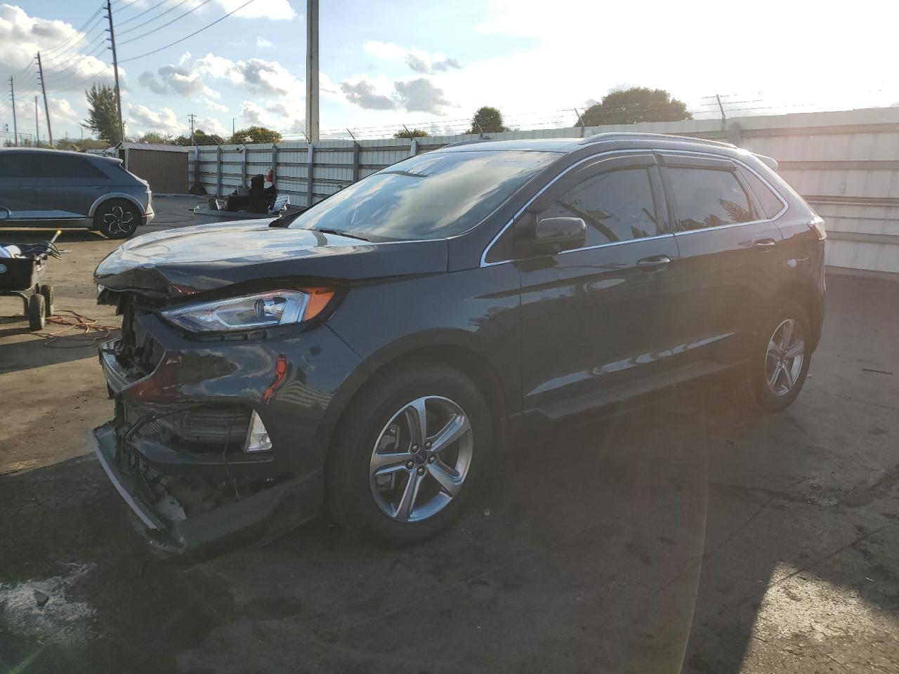 2021 Ford Edge - Image 1