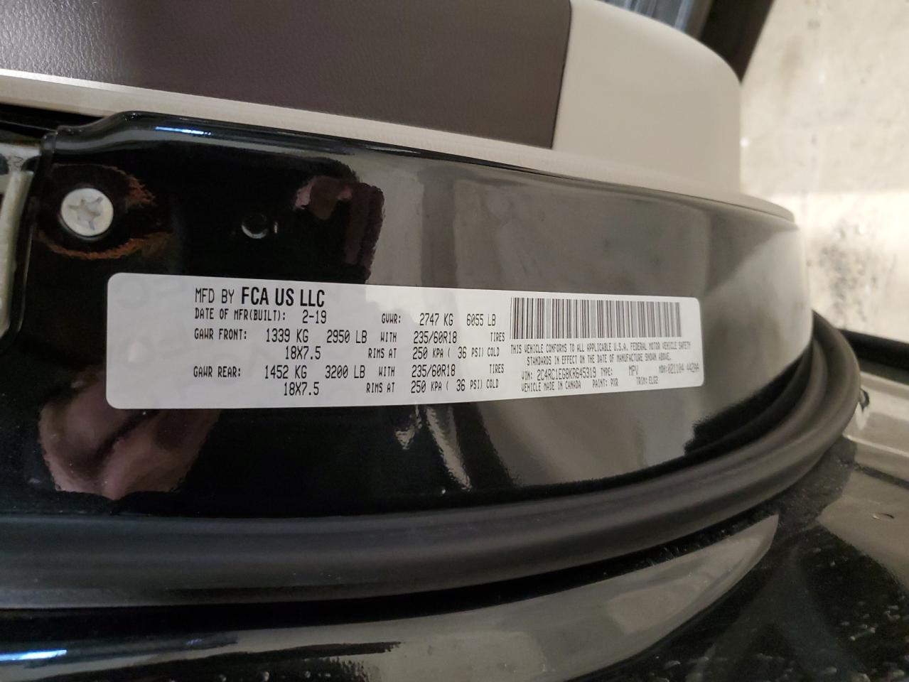 2019 Chrysler Pacifica - Image 13