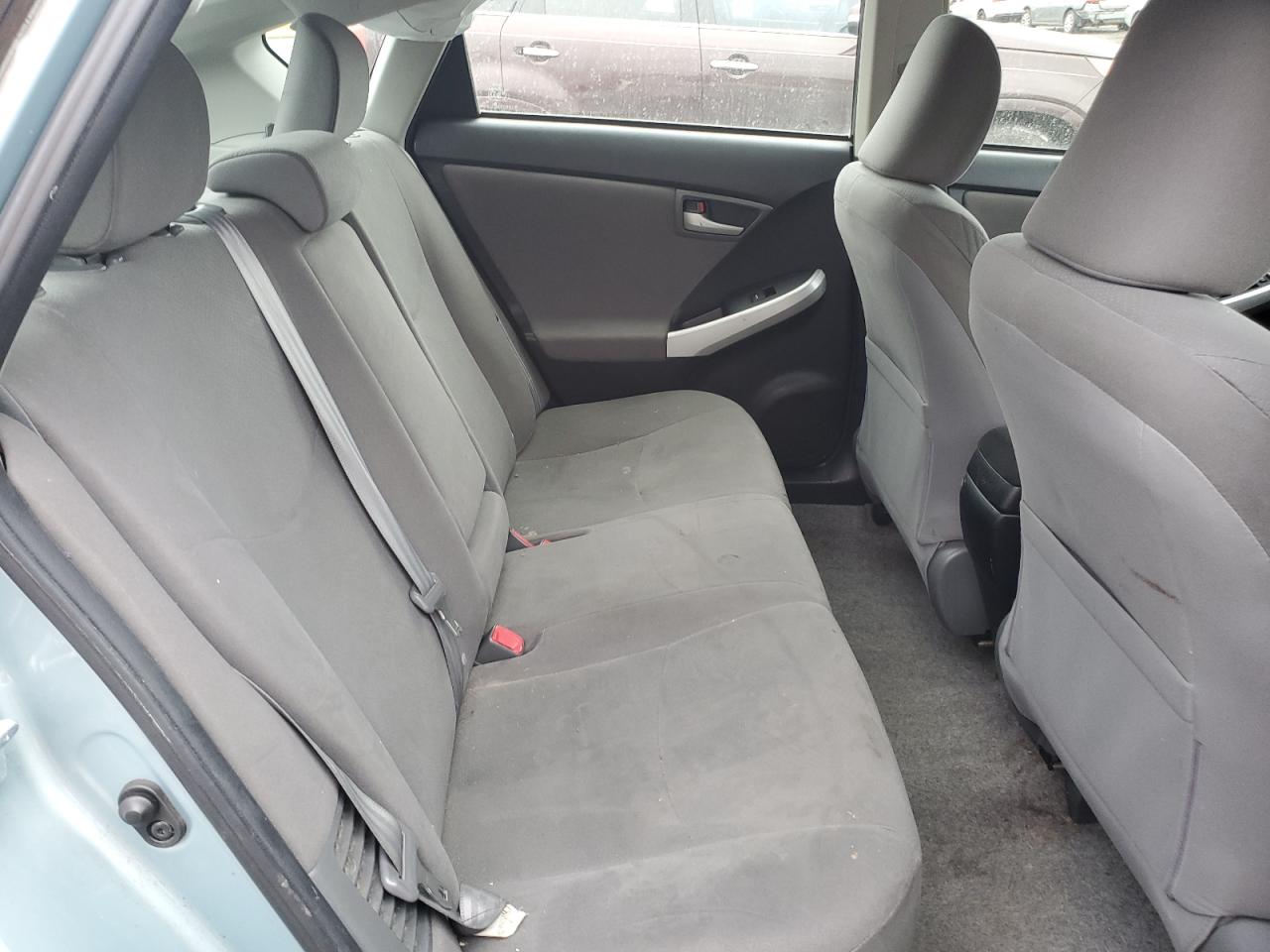 2013 Toyota Prius - Image 10