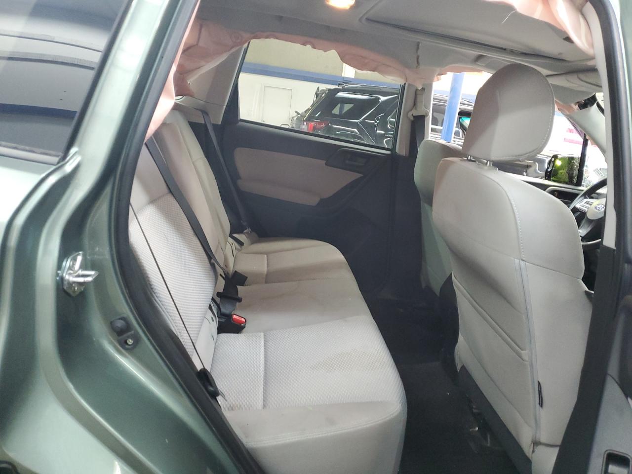 2015 Subaru Forester - Image 11