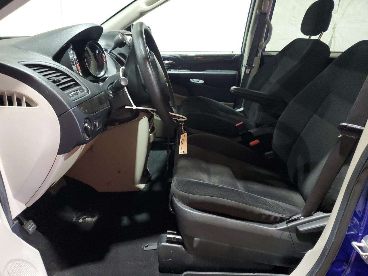 2019 Dodge Caravan - Image 7