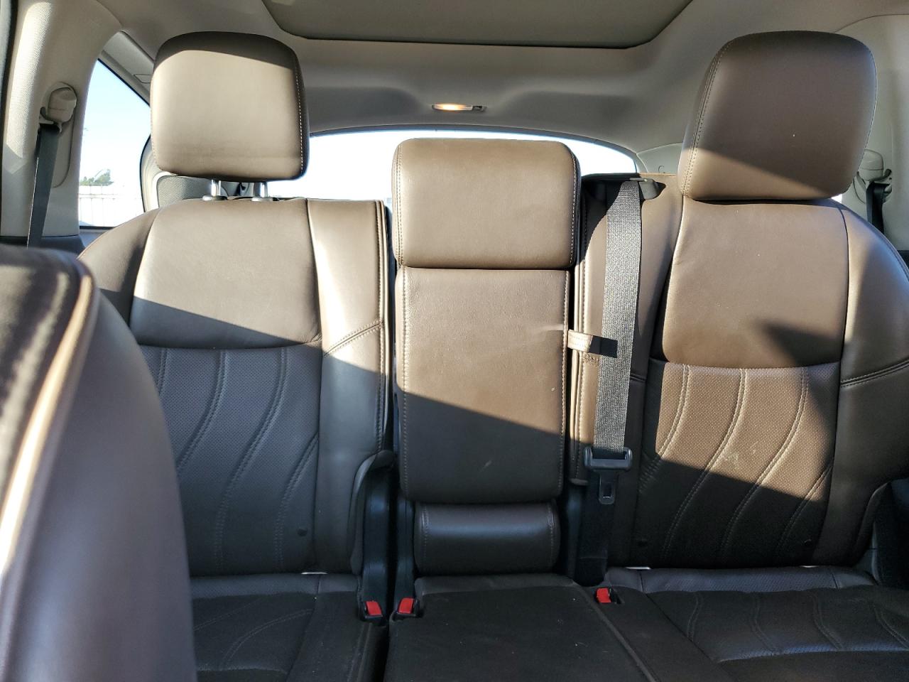 2013 Infiniti JX - Image 10