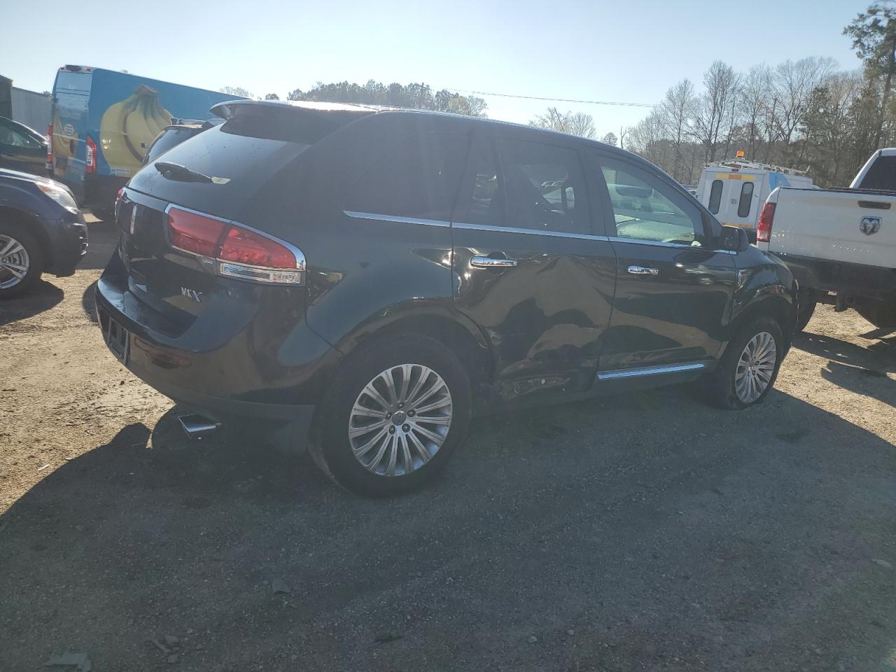 2011 Lincoln MKX - Image 3