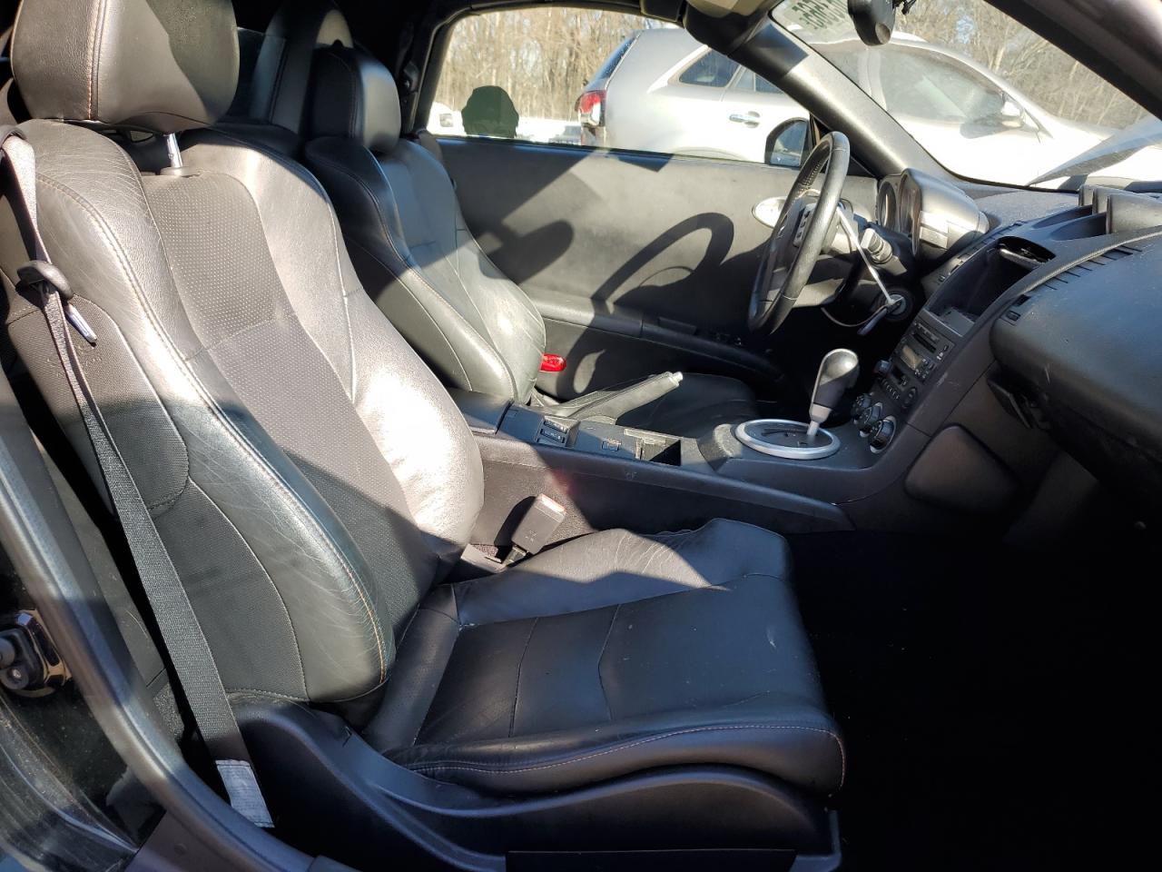 2005 Nissan 350Z - Image 10