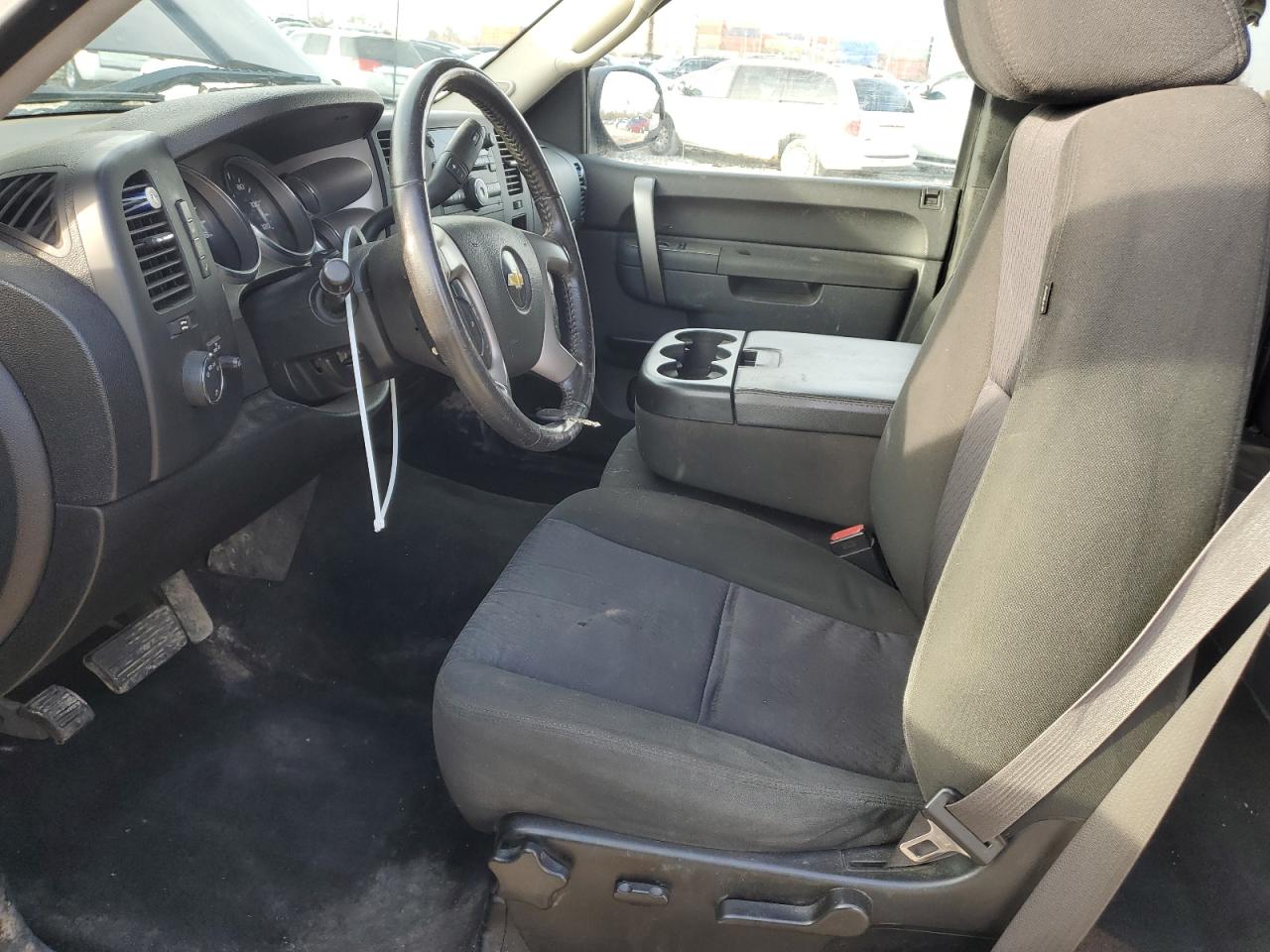 2011 Chevrolet Silverado - Image 7
