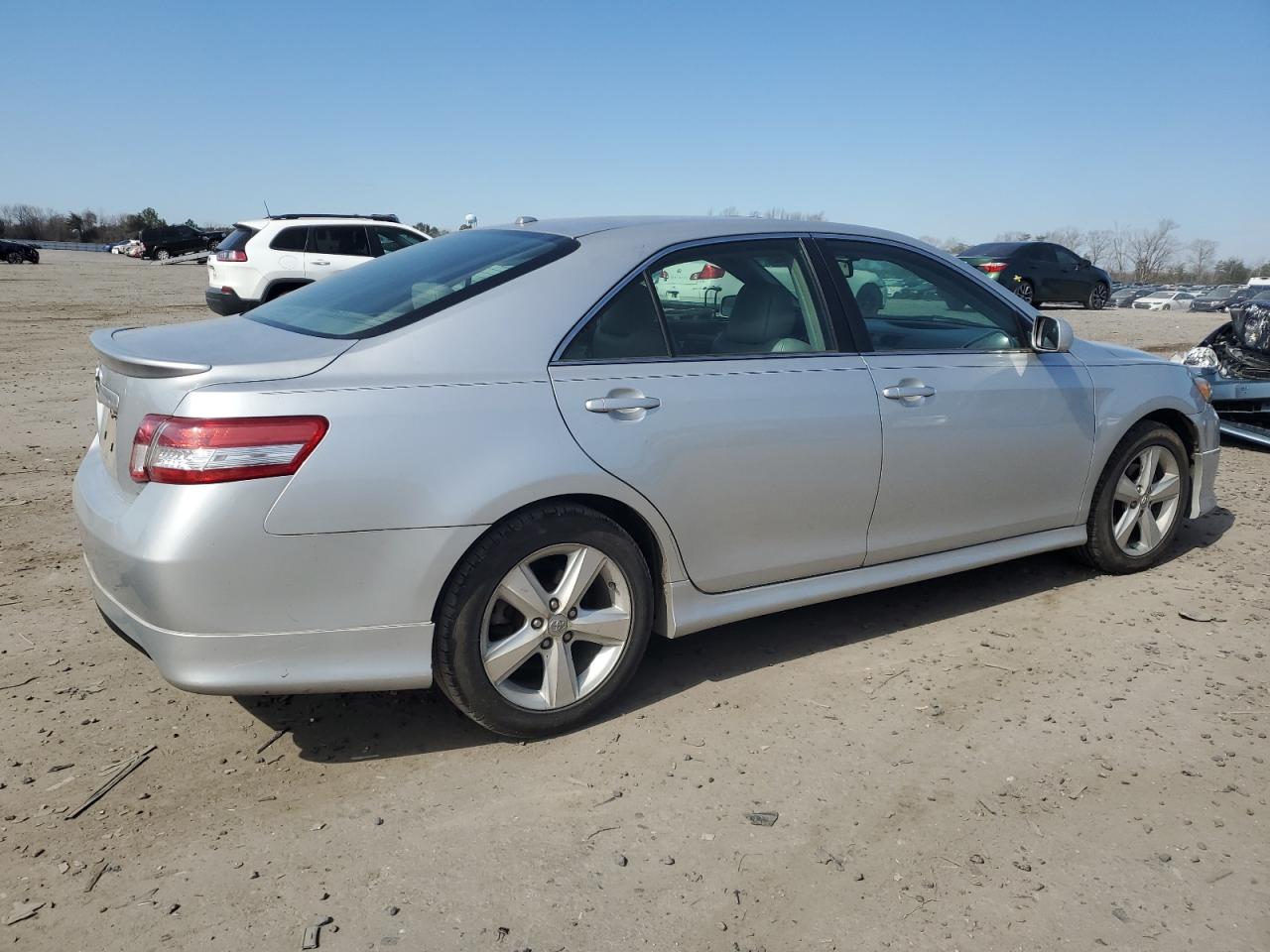 2010 Toyota Camry - Image 3