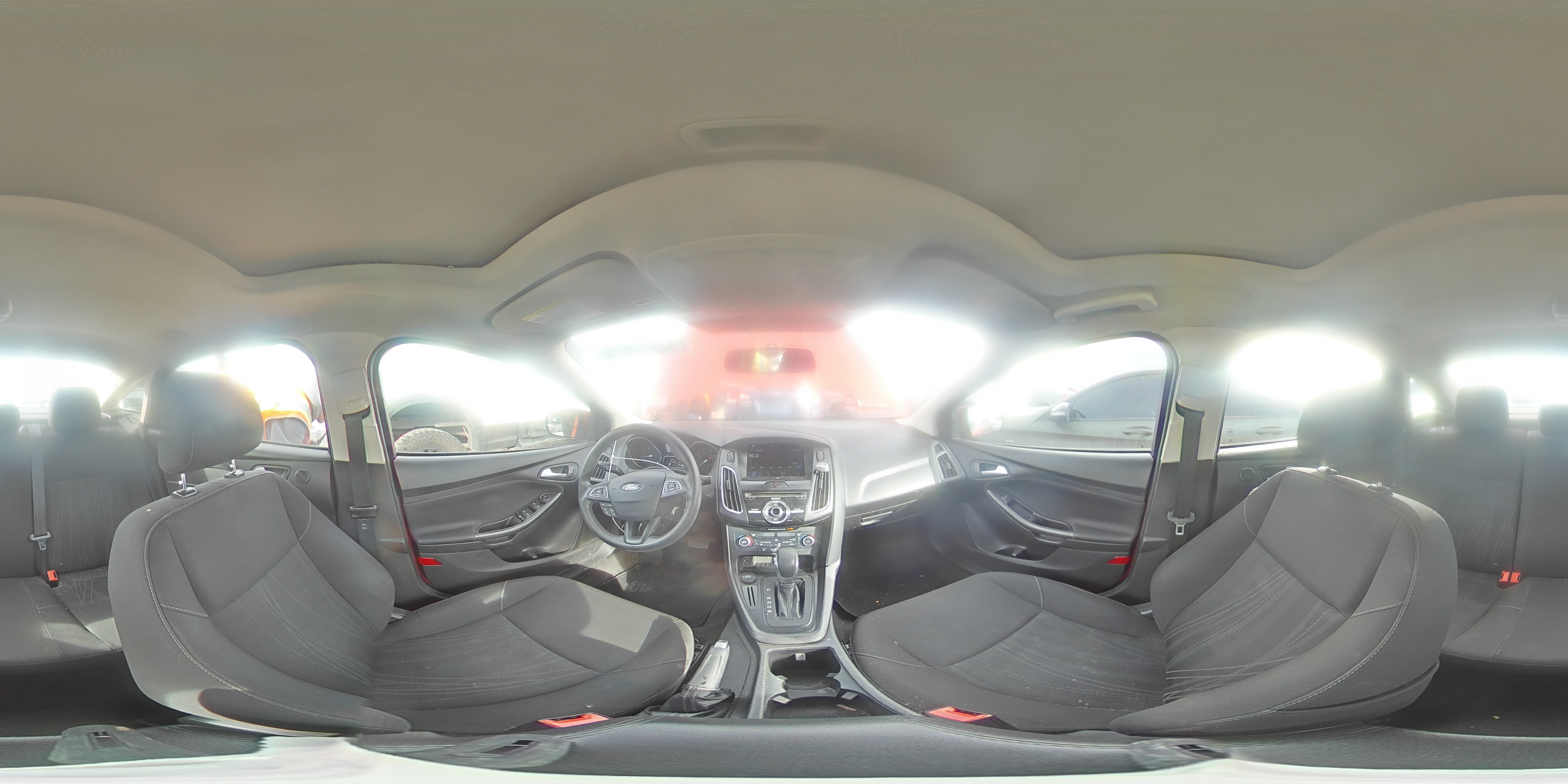 2018 Ford Focus - Image 13