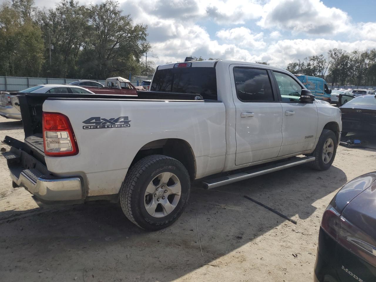 2022 RAM 1500 - Image 3