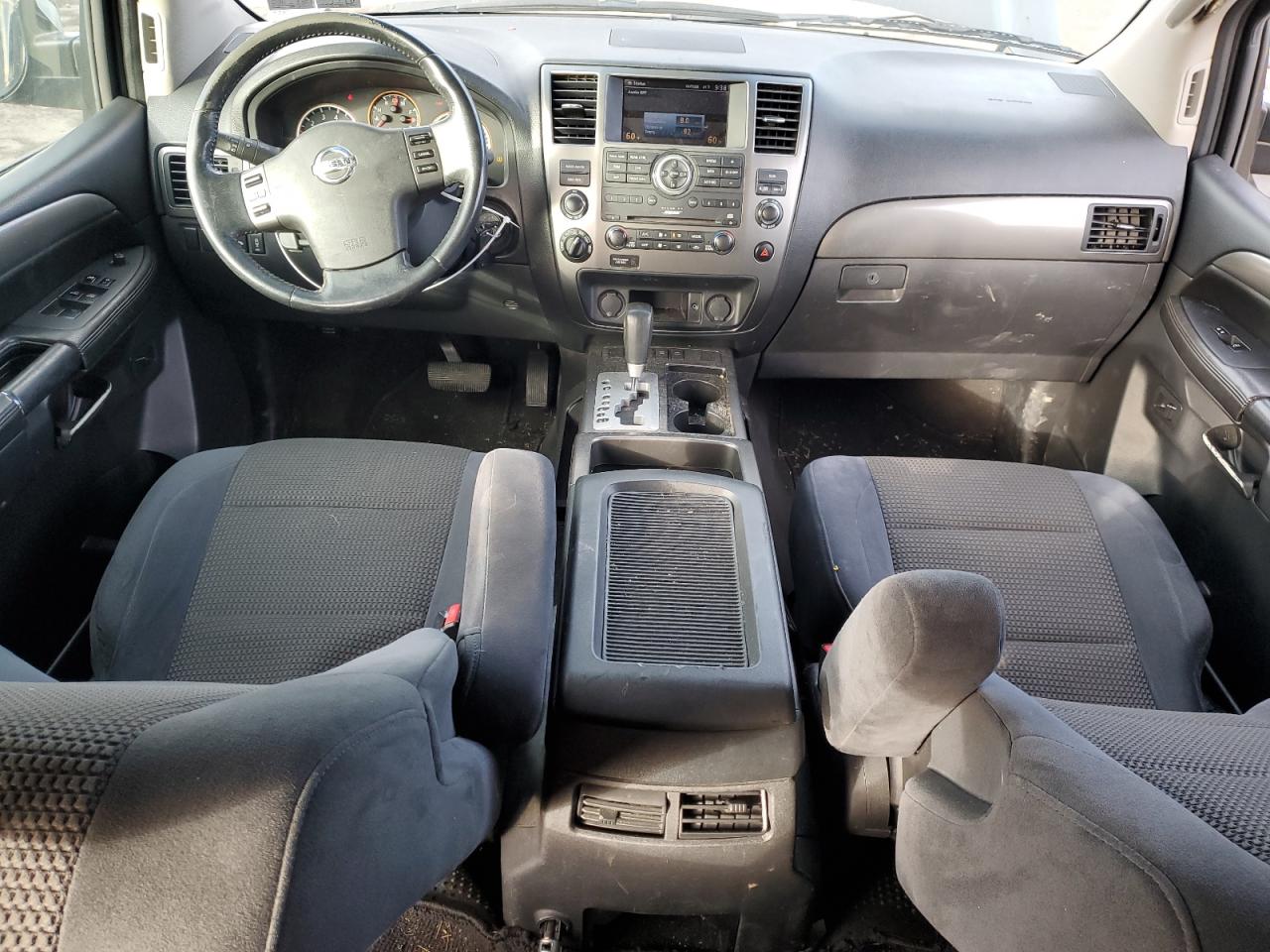 2010 Nissan Armada - Image 8