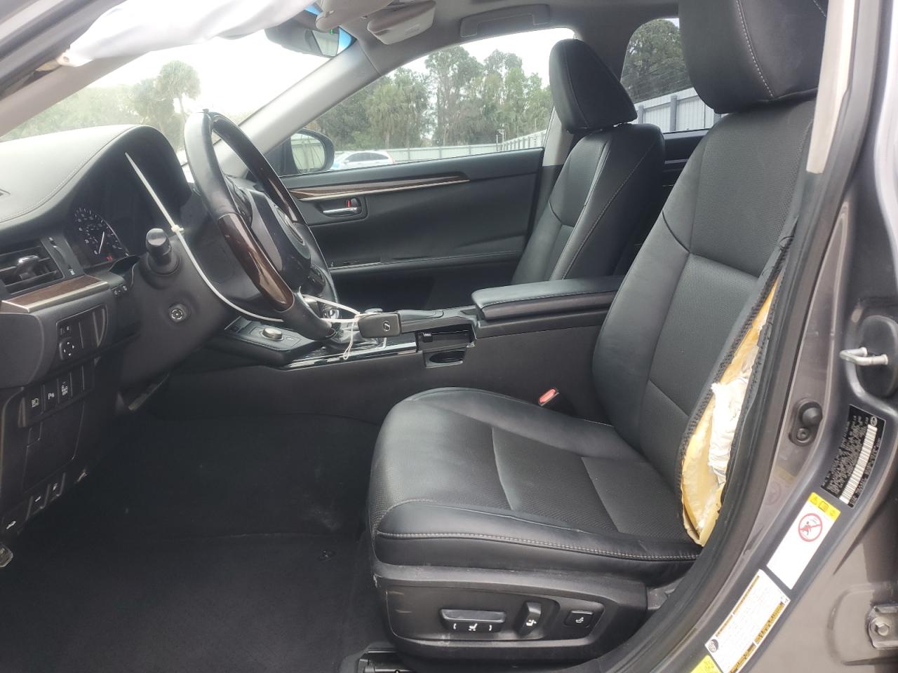 2017 Lexus ES - Image 7