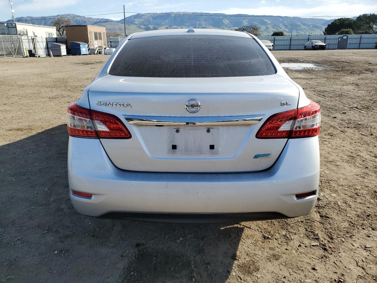 2014 Nissan Sentra - Image 6