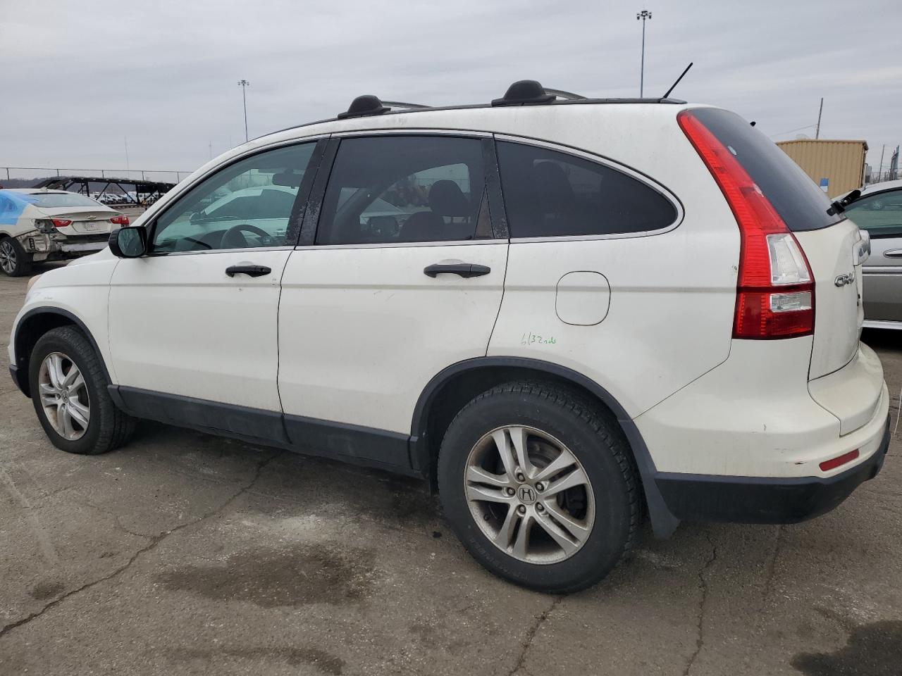 2011 Honda CR-V - Image 2