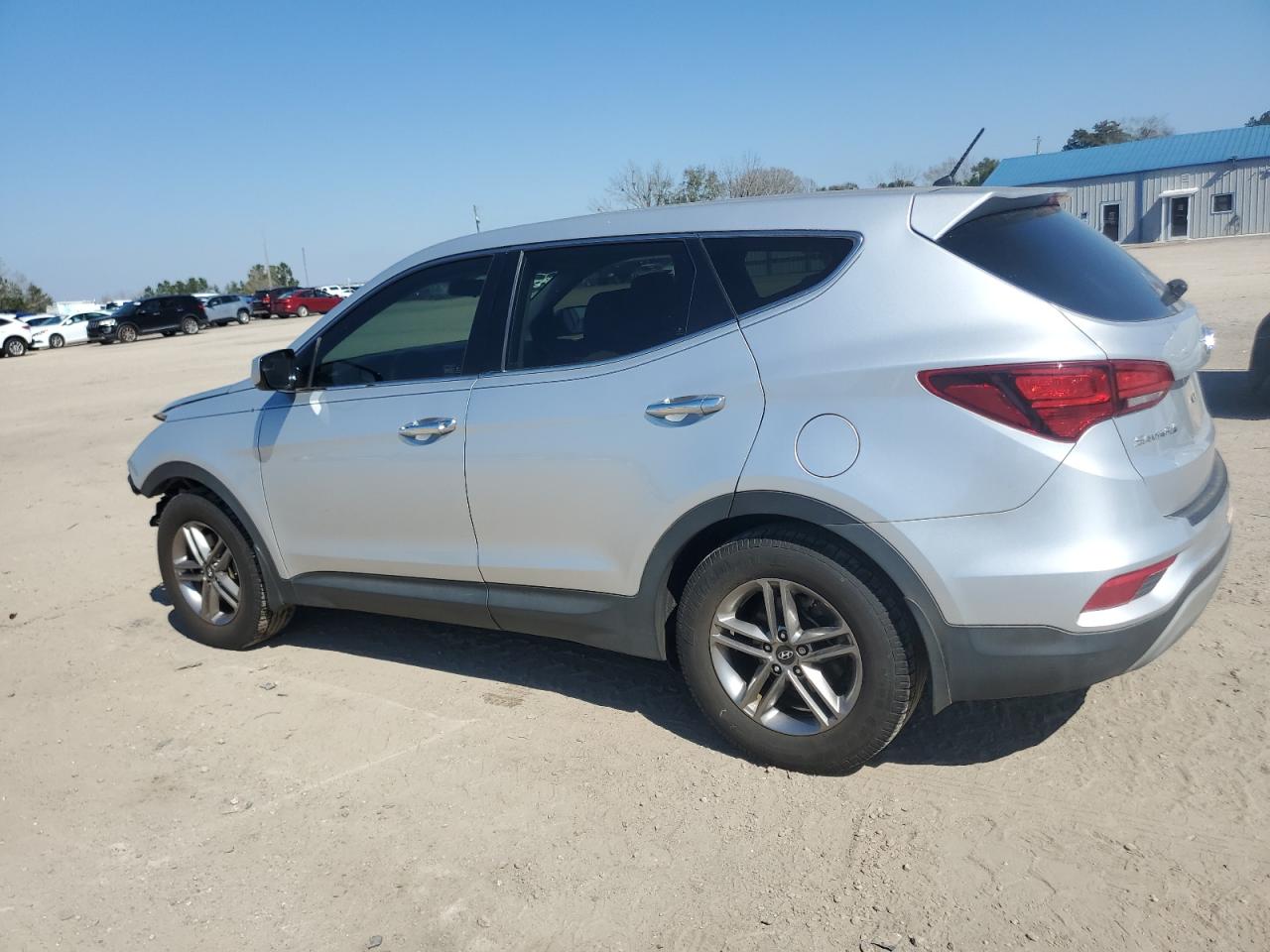2018 Hyundai Santa Fe - Image 2