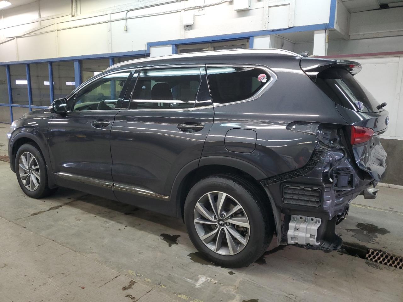 2020 Hyundai Santa Fe - Image 2