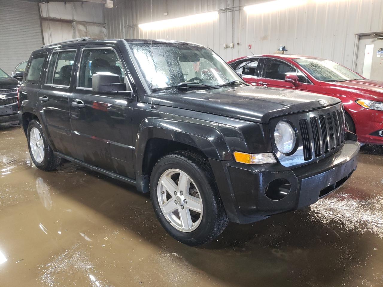 2010 Jeep Liberty (Patriot) - Image 4