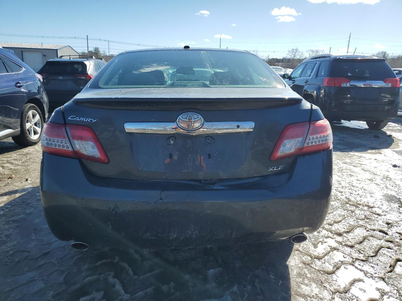2011 Toyota Camry - Image 6