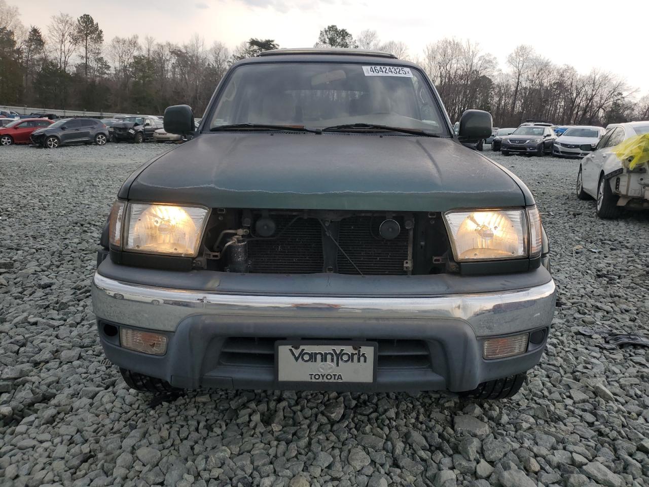 2000 Toyota 4Runner - Image 5
