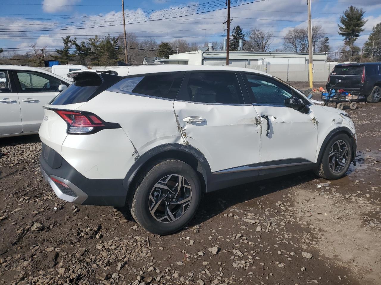 2024 Kia Sportage - Image 3