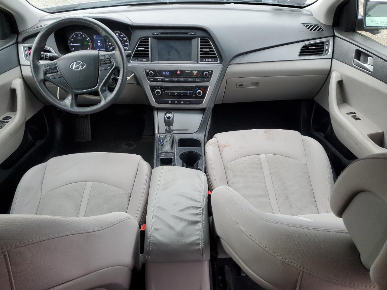 2016 Hyundai Sonata - Image 8