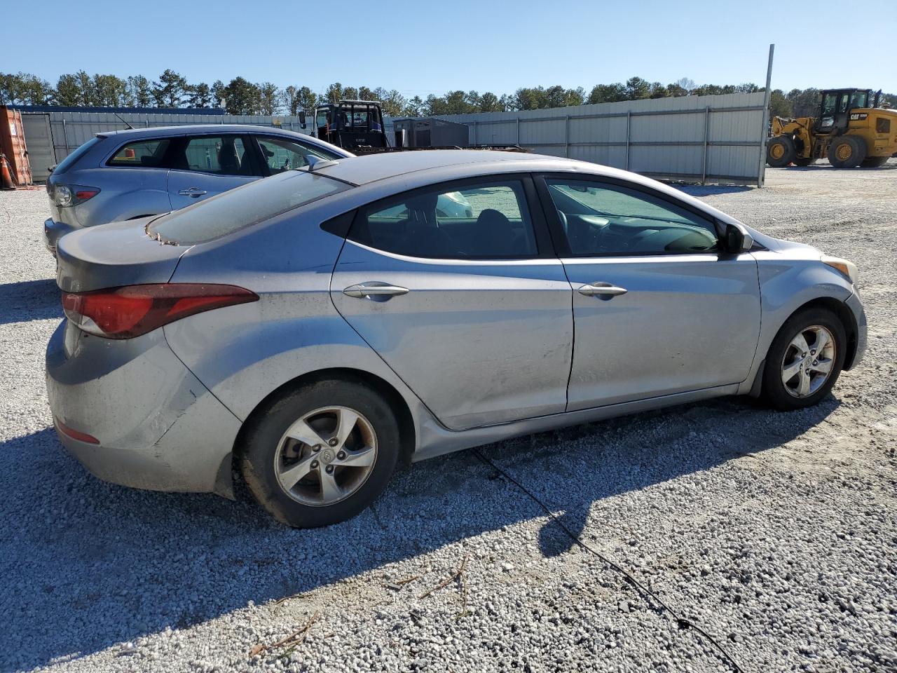 2015 Hyundai Elantra - Image 3