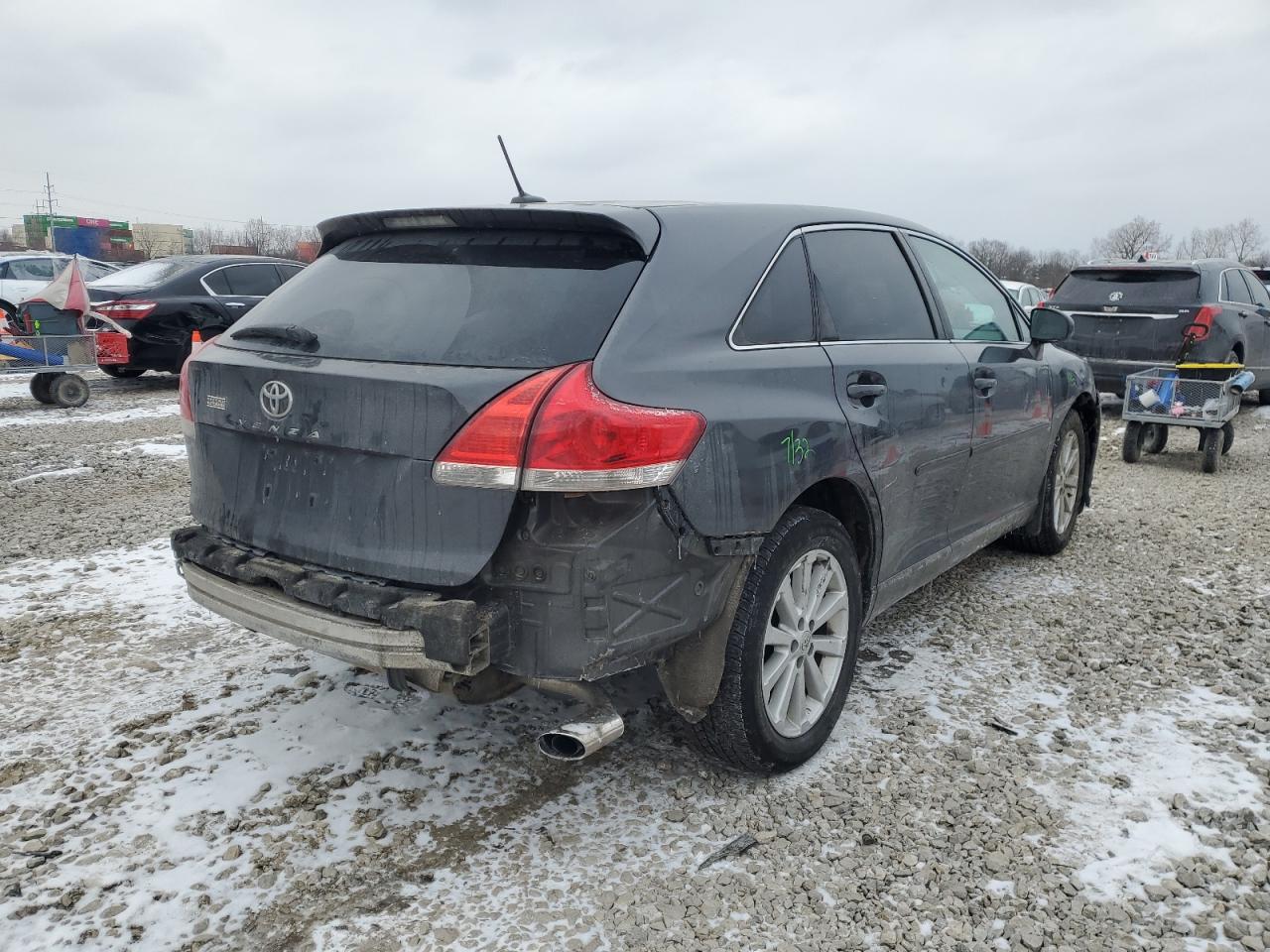 2011 Toyota Venza - Image 3
