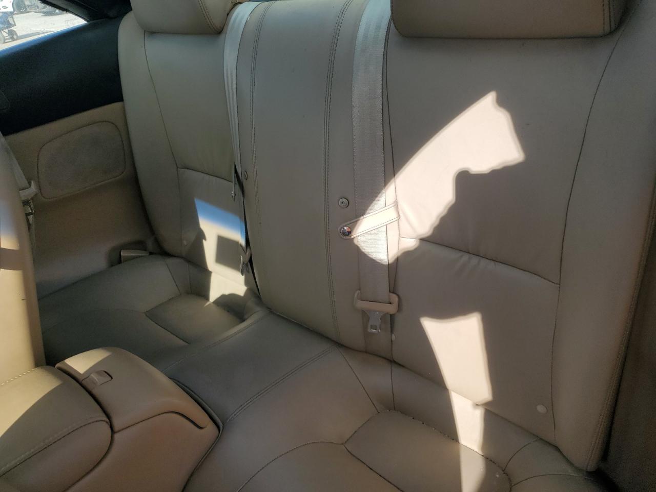 2006 Lexus SC - Image 10